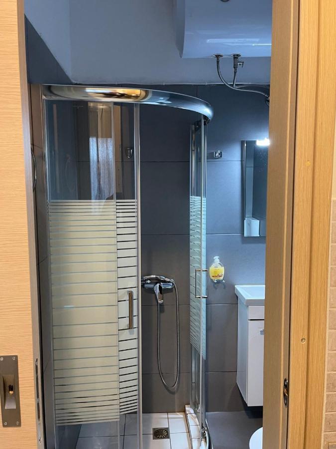 Avr Airport Deluxe Suites 4 Markópoulon Eksteriør billede